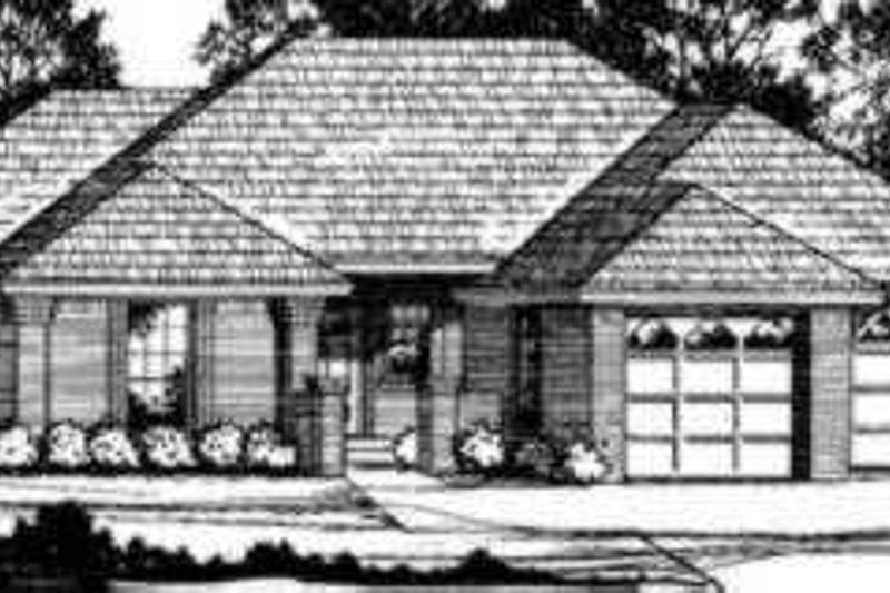 Traditional Style House Plan - 3 Beds 2 Baths 1389 Sq/Ft Plan #40-286
