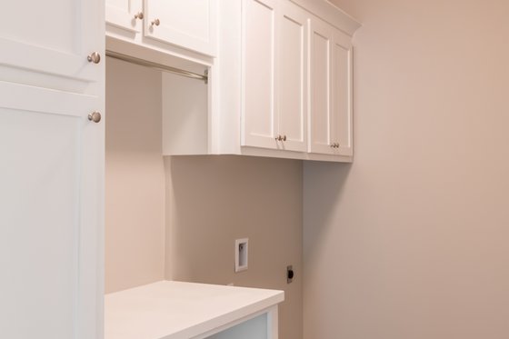 Interior - Laundry for Craftsman House Plan #430-157 - 3 bed, 2 bath