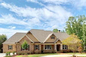 Dream House Plan - Craftsman Exterior - Front Elevation Plan #437-105