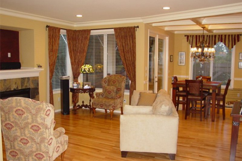Dream House Plan - Photo 9 for Traditional House Plan #132-127 - 3 bed, 2.5 bath