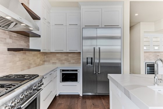 Interior - Kitchen 2 for Contemporary House Plan #892-30 - 4 bed, 4.5 bath