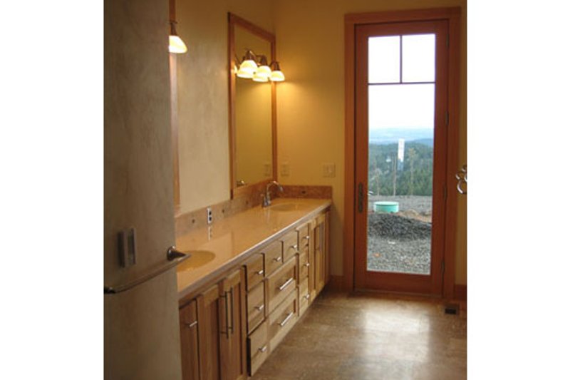 Home Plan - Photo 3 for Craftsman House Plan #124-737 - 2 bed, 2.5 bath