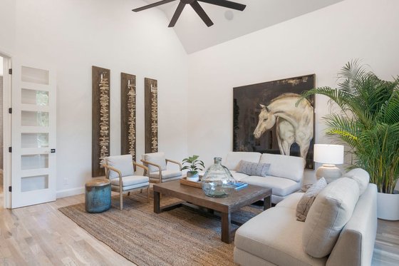 Interior - Other 5 for Traditional House Plan #1098-8 - 4 bed, 4.5 bath