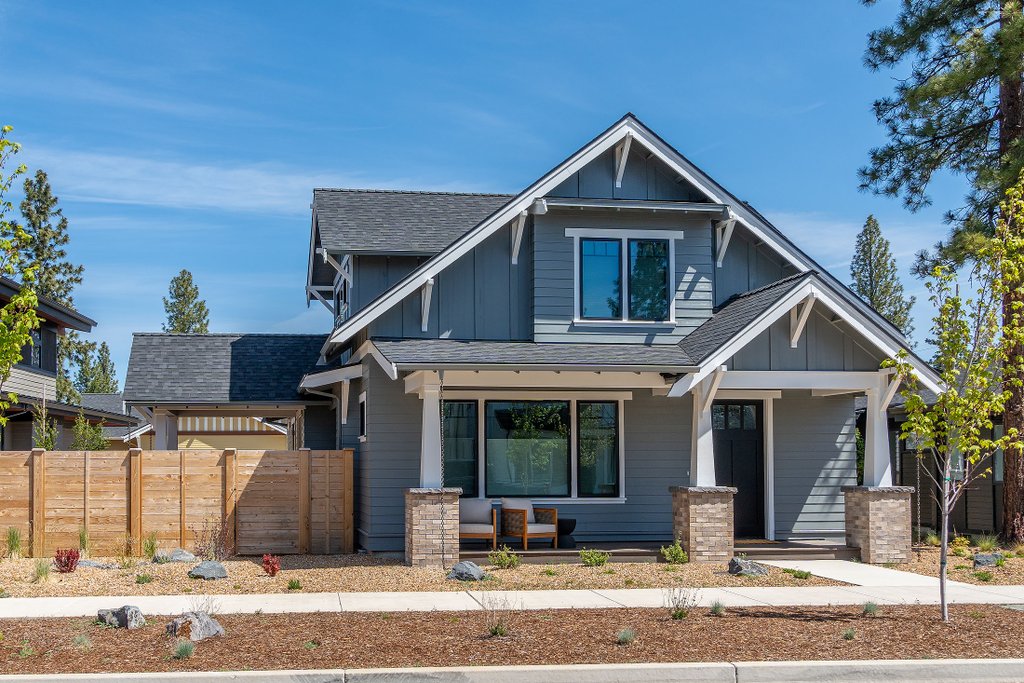 Exterior - Front Elevation 2 for Craftsman House Plan #895-170 - 3 bed, 2.5 bath