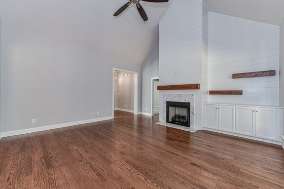 Interior - Family Room 1 for Craftsman House Plan #430-140 - 3 bed, 2.5 bath