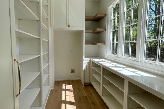 Interior - Other 4 for Farmhouse House Plan #437-129 - 3 bed, 3.5 bath