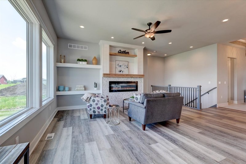 Dream House Plan - Interior - Family Room for Modern House Plan #20-2475 - 3 bed, 2 bath
