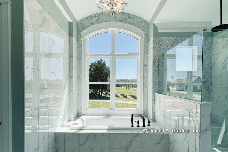 Dream House Plan - Interior - Master Bathroom for European House Plan #929-939 - 4 bed, 3 bath