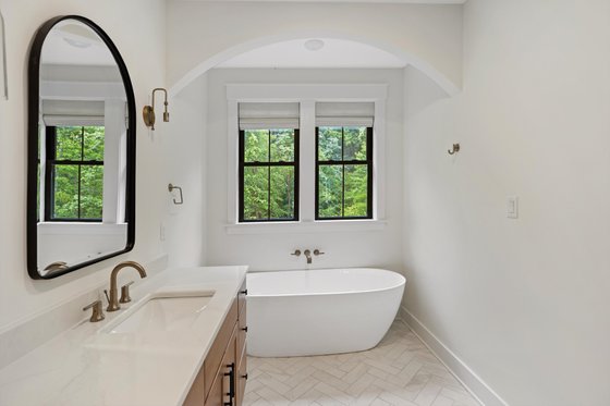 Photo 9 for Traditional House Plan #1080-2 - 5 bed, 4.5 bath