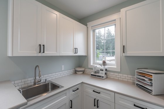 Interior - Laundry 1 for Farmhouse House Plan #1070-42 - 4 bed, 3.5 bath