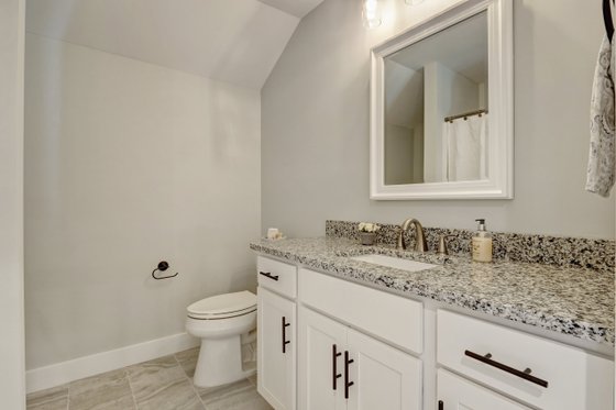 Interior - Bathroom for Cottage House Plan #20-2315 - 4 bed, 3 bath