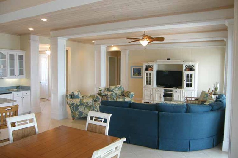 Dream House Plan - Interior - Family Room for Country House Plan #928-177 - 5 bed, 4 bath