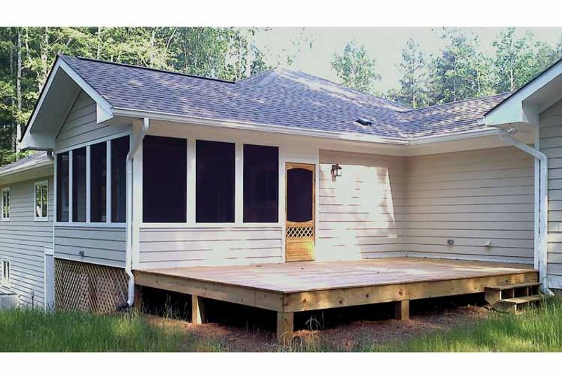 Dream House Plan - Exterior - Outdoor Living for Ranch House Plan #939-8 - 3 bed, 2.5 bath