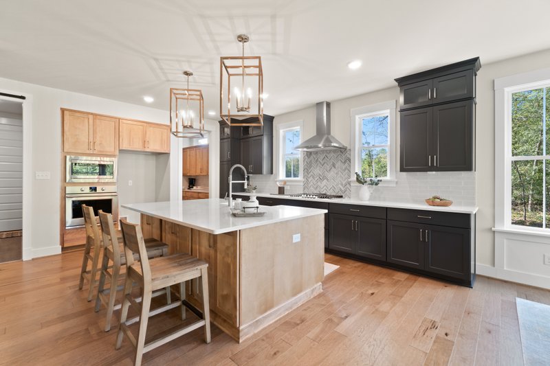 House Plan Design - Interior - Kitchen for Farmhouse House Plan #51-1213 - 4 bed, 3.5 bath