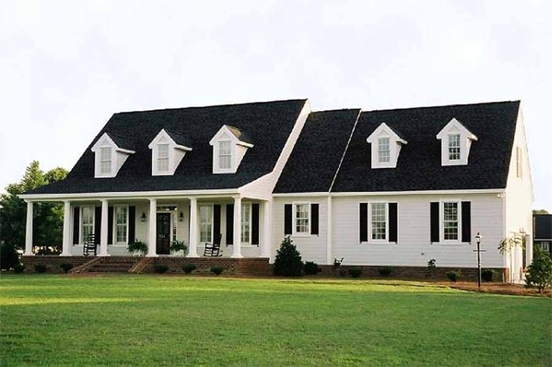Home Plan - Southern Exterior - Front Elevation Plan #137-123