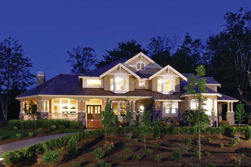 Dream House Plan - Craftsman Exterior - Front Elevation Plan #132-241