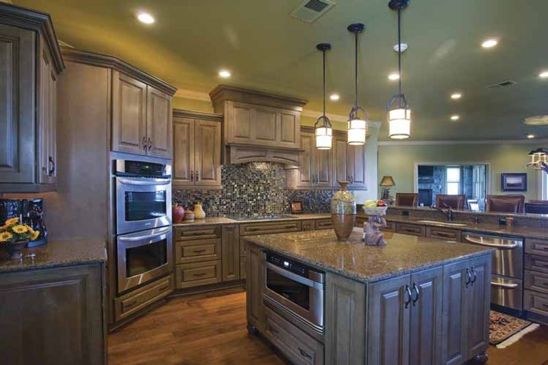 Architectural House Design - Interior - Kitchen 1 for Traditional House Plan #17-3302 - 4 bed, 4.5 bath