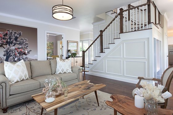 Farmhouse Interior - Family Room Plan #1058-73