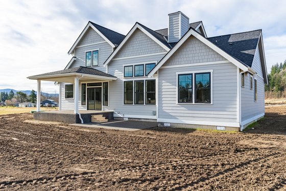 Exterior - Front Elevation for Farmhouse House Plan #1070-70 - 3 bed, 2.5 bath