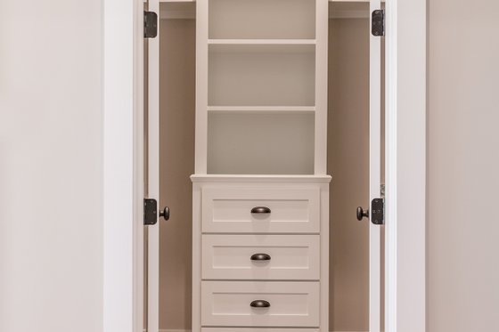 Photo 5 for Farmhouse House Plan #1067-5 - 4 bed, 3 bath