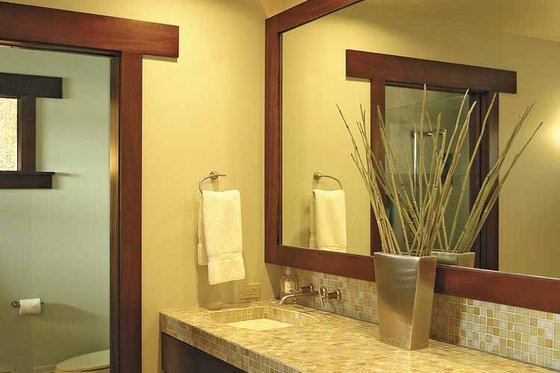 Interior - Master Bathroom for Craftsman House Plan #928-15 - 2 bed, 3 bath