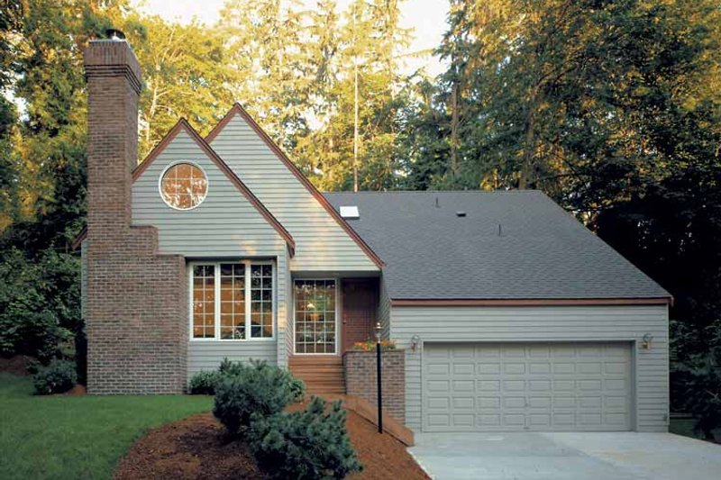 Dream House Plan - Country Exterior - Front Elevation Plan #320-732