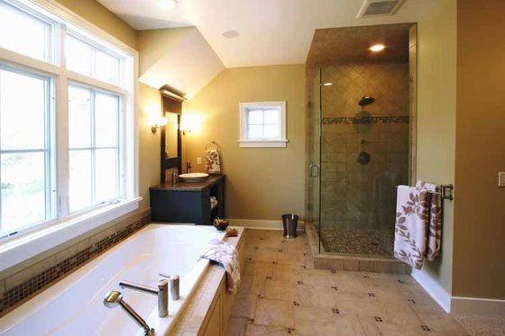 Interior - Bathroom for Colonial House Plan #928-97 - 4 bed, 3.5 bath