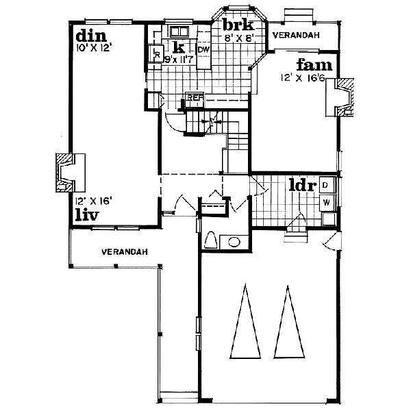 Traditional Floor Plan - Main Floor Plan #47-399