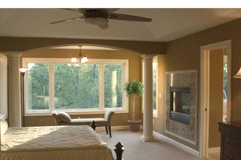 Home Plan - Interior - Master Bedroom for Country House Plan #51-1121 - 4 bed, 3.5 bath