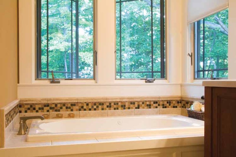 Home Plan - Interior - Bathroom for Prairie House Plan #928-50 - 3 bed, 2 bath