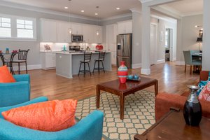 Interior - Family Room for Craftsman House Plan #461-35 - 4 bed, 2.5 bath