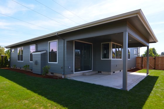 Photo 4 for Prairie House Plan #124-1065 - 3 bed, 2 bath