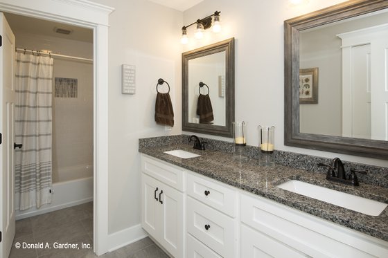 Interior - Bathroom for Traditional House Plan #929-770 - 3 bed, 2.5 bath