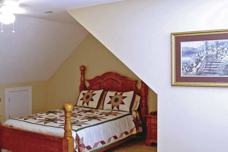 Home Plan - Interior - Bedroom for Country House Plan #314-281 - 3 bed, 3.5 bath
