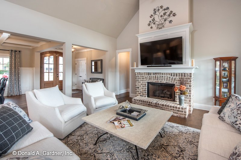 Dream House Plan - Interior - Family Room 1 for Craftsman House Plan #929-1110 - 4 bed, 3.5 bath