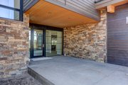 Contemporary Style House Plan - 4 Beds 4.5 Baths 4006 Sq/Ft Plan #892-39 
