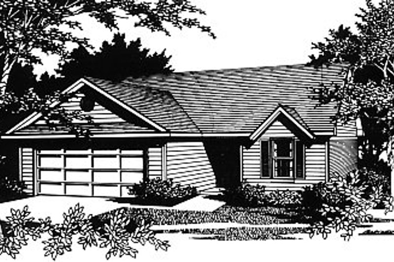 Traditional Style House Plan - 3 Beds 2 Baths 1404 Sq/Ft Plan #14-137