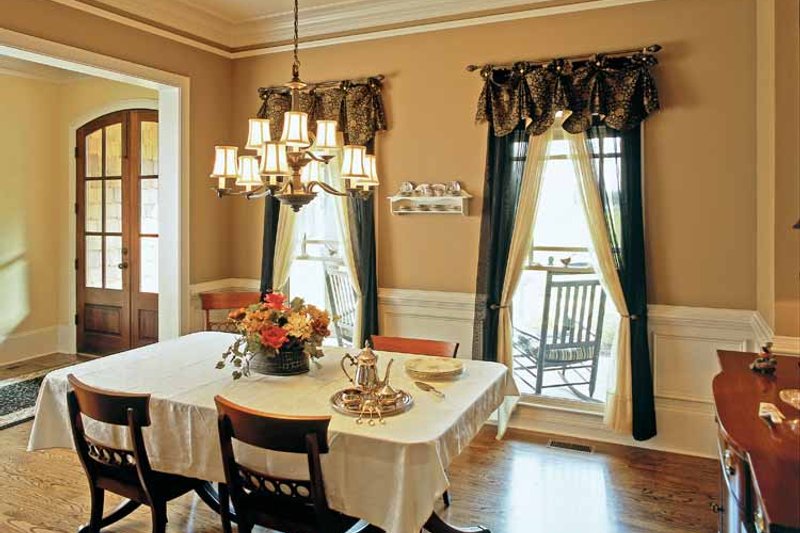 Home Plan - Interior - Dining Room for Country House Plan #927-295 - 4 bed, 3 bath