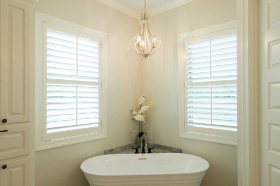 Interior - Master Bathroom for Prairie House Plan #930-463 - 3 bed, 3.5 bath