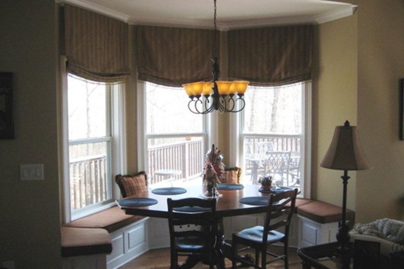 Dream House Plan - Photo 1 for Traditional House Plan #437-53 - 4 bed, 3 bath