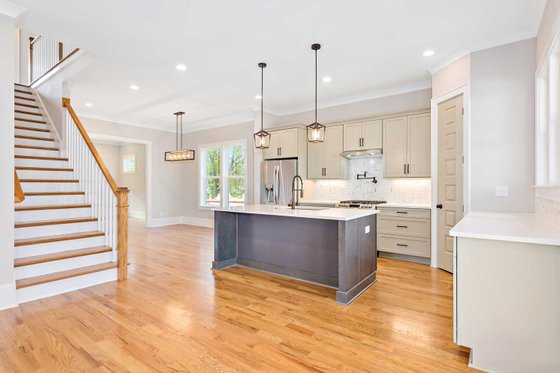 Interior - Kitchen 1 for Craftsman House Plan #461-75 - 4 bed, 3 bath