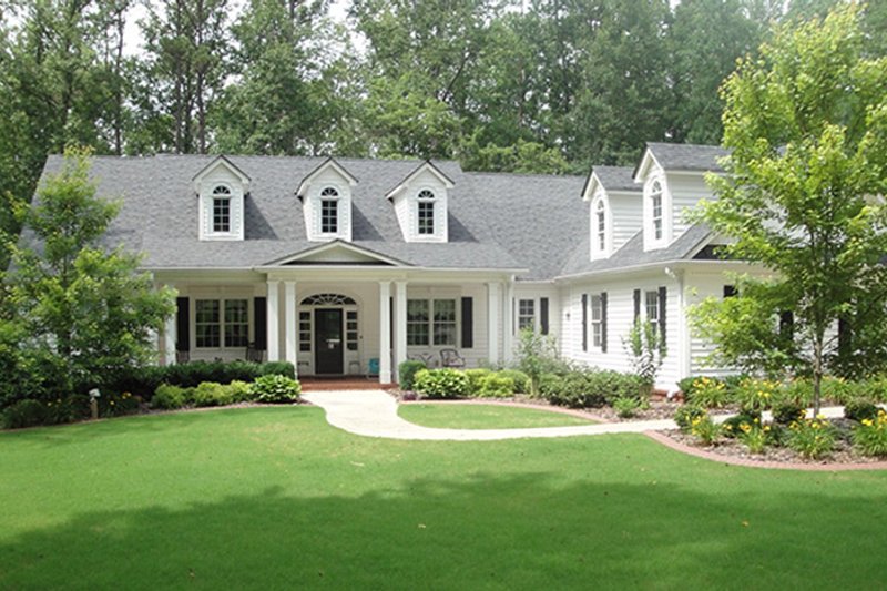 House Blueprint - Exterior - Front Elevation 4 for Colonial House Plan #927-815 - 4 bed, 3.5 bath