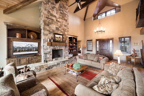 Interior - Family Room 2 for Craftsman House Plan #892-16 - 3 bed, 4.5 bath