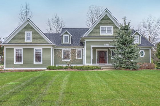 Exterior - Front Elevation for Traditional House Plan #901-133 - 3 bed, 2.5 bath