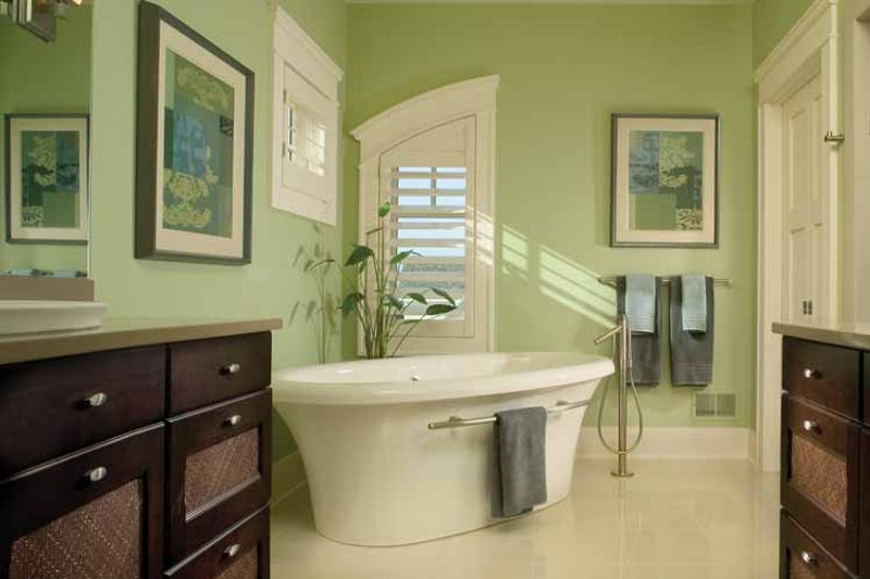 House Design - Interior - Bathroom for Traditional House Plan #928-95 - 3 bed, 3.5 bath