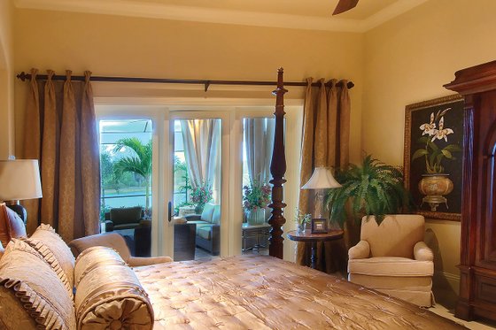 Interior - Master Bedroom for Mediterranean House Plan #930-13 - 4 bed, 4.5 bath