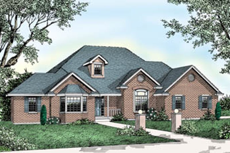 Traditional Style House Plan - 4 Beds 2 Baths 2331 Sq/Ft Plan #101-103
