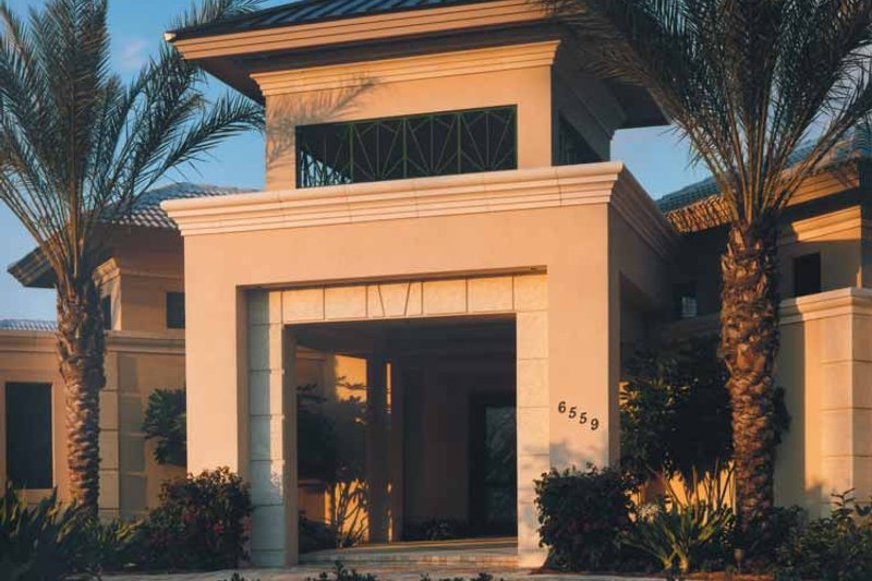 House Blueprint - Mediterranean Exterior - Front Elevation Plan #930-109