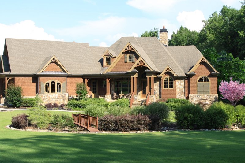 Dream House Plan - Ranch Exterior - Front Elevation Plan #54-520