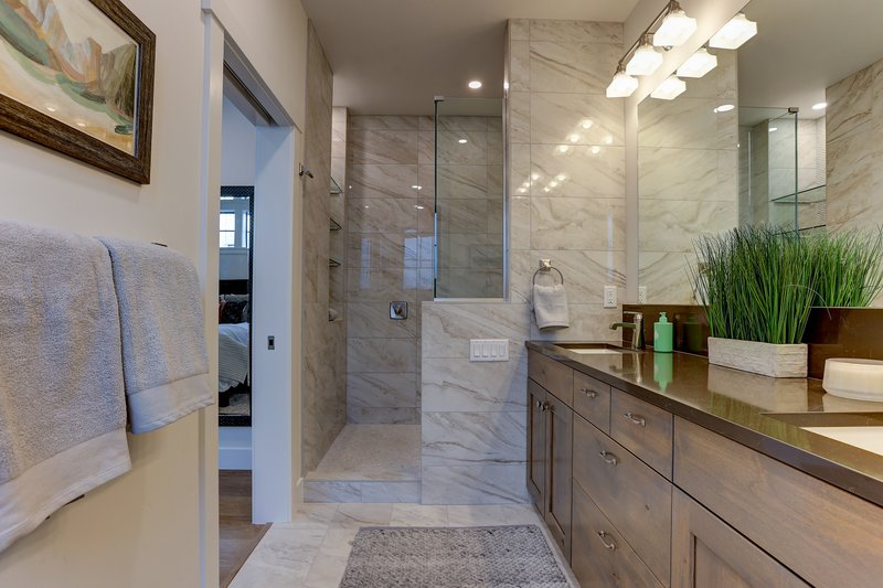 Dream House Plan - Interior - Master Bathroom for Farmhouse House Plan #895-136 - 3 bed, 2 bath